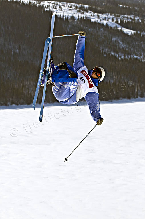 fart, hopp, Nobuyuki Niski, puckelpist, puckelåkare, skidor, skidåkare, skidåkning, snösprut, sport, tävling, utförsåkning, vinter, Åre