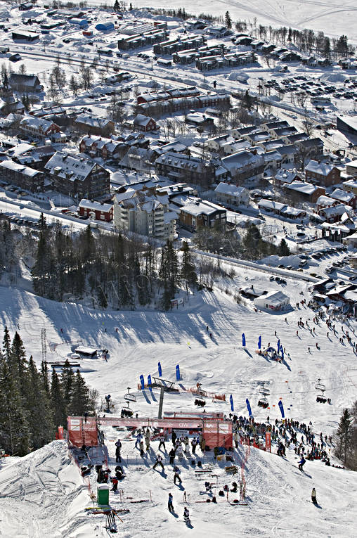 Puckelpist, tävling arena, bana, fart, hopp, puckelpist, puckelåkare, skidor, skidåkare, skidåkning, snösprut, sport, tävling, tävlingsområde, utförsåkning, vinter, Åre