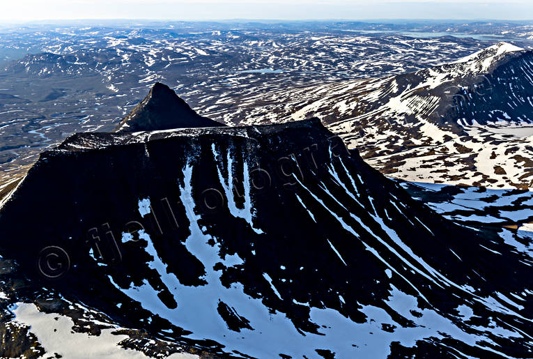 Pältsa Flygfoto Bealcan, drönarbilder, drönarfoto, fjäll, fjällbilder, FJÄLLEN, fjälltopp, fjälltoppar, flygbild, flygbilder, Flygfoto, flygfoton, Landskap, lappland, Pältsa, Pältsafjällen, Pältsan, Pältsatopparna, sommar