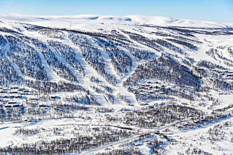 Ramundberget Skidanläggning anläggningar, drönarbilder, drönarfoto, flygbild, flygbilder, Flygfoto, flygfoton, Härjedalen, Ramundberget, skidanläggning, skidbackar, skidort, vinter