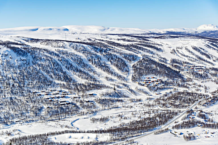 Ramundberget Skidanläggning anläggningar, drönarbilder, drönarfoto, flygbild, flygbilder, Flygfoto, flygfoton, Härjedalen, Ramundberget, skidanläggning, skidbackar, skidort, vinter