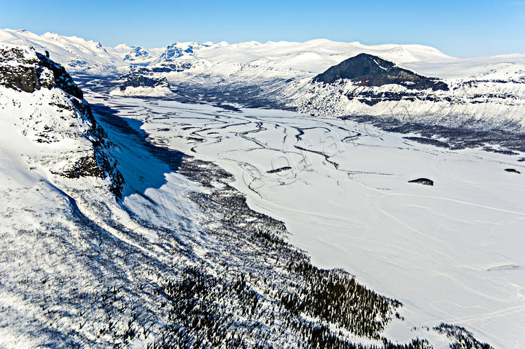Rapadalen i vinterskrud deltaland, drönarbilder, drönarfoto, flygbild, flygbilder, Flygfoto, flygfoton, Laitaure, Landskap, lappland, Nammasj, Nammatj, Rapadalen, Skierffe, Tjahkelij, vinter