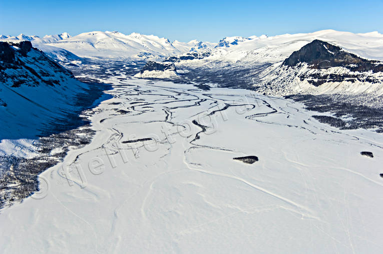 Rapadalen i vinterskrud deltaland, drönarbilder, drönarfoto, flygbild, flygbilder, Flygfoto, flygfoton, Laitaure, Landskap, lappland, Nammasj, Nammatj, Rapadalen, Skierffe, Tjahkelij, vinter