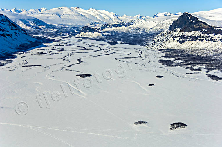 Rapadalen i vinterskrud deltaland, drönarbilder, drönarfoto, flygbild, flygbilder, Flygfoto, flygfoton, Laitaure, Landskap, lappland, Nammasj, Nammatj, Rapadalen, Skierffe, Tjahkelij, vinter