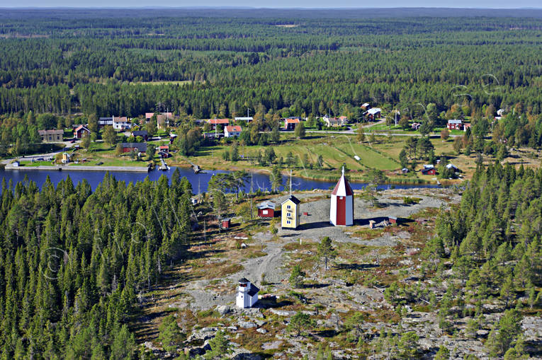 Rataskärs naturreservat byggnader, drönarbilder, drönarfoto, flygbild, flygbilder, Flygfoto, flygfoton, fyr, fyrbåk, höst, naturreservat, Ratan, Rataskär, stenlabyrinter, Västerbotten