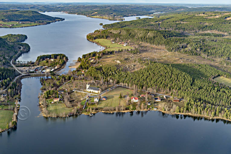 Revsund med kyrkan byar, drönarbilder, drönarfoto, flygbild, flygbilder, Flygfoto, flygfoton, Förberg, höst, Jämtland, Prästberget, Revsund, samhällen