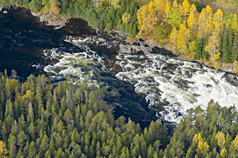 Ristafallet i Åreälven drönarbilder, drönarfoto, flygbild, flygbilder, Flygfoto, flygfoton, höst, Jämtland, Ristafallet, vattendrag, Åreälven, älvar