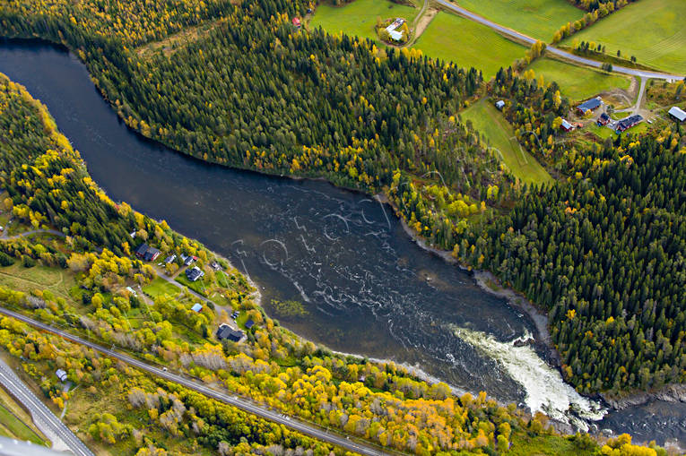 Ristafallet i Åreälven drönarbilder, drönarfoto, flygbild, flygbilder, Flygfoto, flygfoton, höst, Jämtland, Ristafallet, vattendrag, Åreälven, älvar