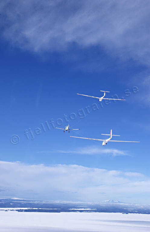 Segelflygbogsering bogsering, flyg, flygning, kommunikationer, luftfart, segelflyg