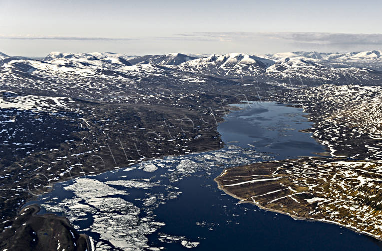 Siddasjavri Flygfoto drönarbilder, drönarfoto, fjällbilder, FJÄLLEN, fjällsjö, flygbild, flygbilder, Flygfoto, flygfoton, islossning, lappland, Siddasjavri, snösmältning, sommar, vattenkraftsutbyggnad