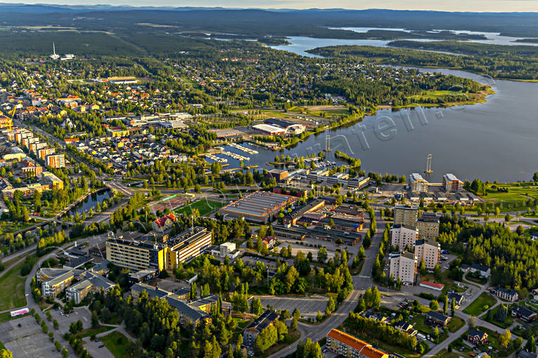 Sjukhuset i Piteå Flygfoto drönarbilder, drönarfoto, flygbild, flygbilder, Flygfoto, flygfoton, gästhamn, Norrbotten, Nördfjärden, Piteå, samhällen, sjukhuset, skola, sommar, Strömnäs, tätort