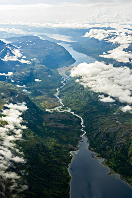 Sjön Kakirjaure och fjället Alddas Alddas, drönarbilder, drönarfoto, flygbild, flygbilder, Flygfoto, flygfoton, Kakirjaure, Landskap, lappland, sommar