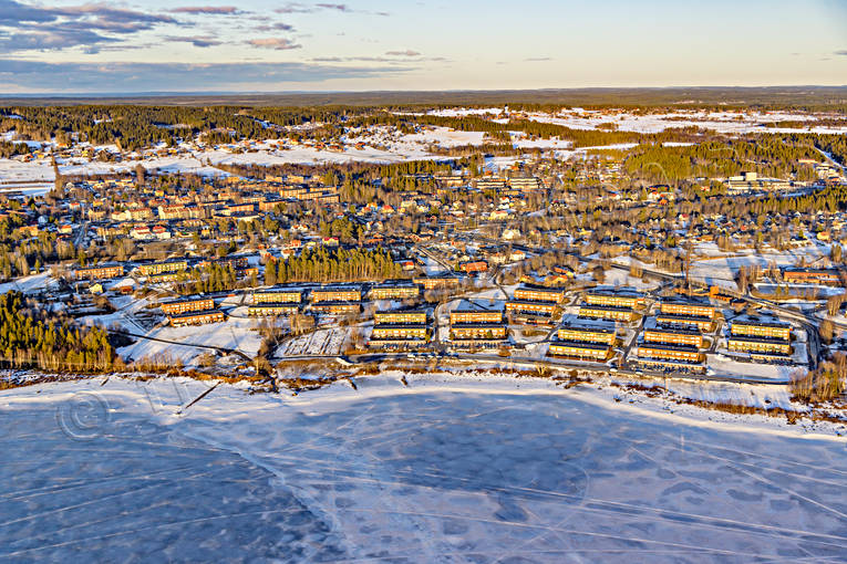 Sjövägen Brunflo Flygfoto bostadsområde, bostäder, Brunflo, drönarbild, drönarbilder, drönarfoto, flygbild, flygbilder, Flygfoto, flygfoton, Jämtland, samhällen, Sjövägen, Storsjön, vinter