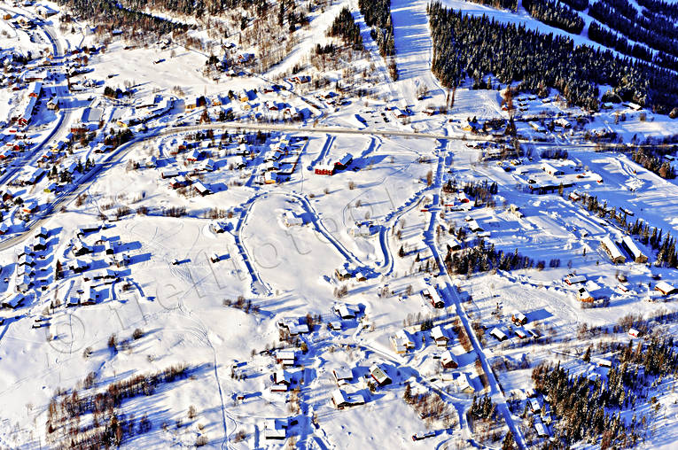 Skidbackar Funäsdalsberget drönarbilder, drönarfoto, flygbild, flygbilder, Flygfoto, flygfoton, funäsdalen, Funäsdalsberget, Härjedalen, Landskap, nedfarter, samhällen, skidbackar, vinter