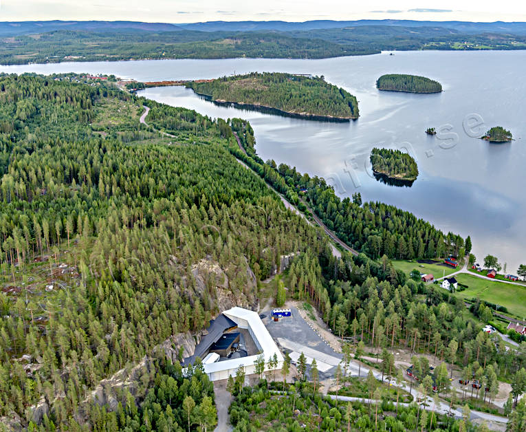 Skidtunneln i Gällö anläggnignar, bergutrymme, drönarbild, drönarbilder, drönarfoto, flygbild, flygbilder, Flygfoto, flygfoton, Grenholmsholmen, Grimnäsfjärden, Gällö, Jämtland, Landskap, Revsundssjön, skidanläggning, skidbackar, skidort, skidtunnel, sommar, Storön