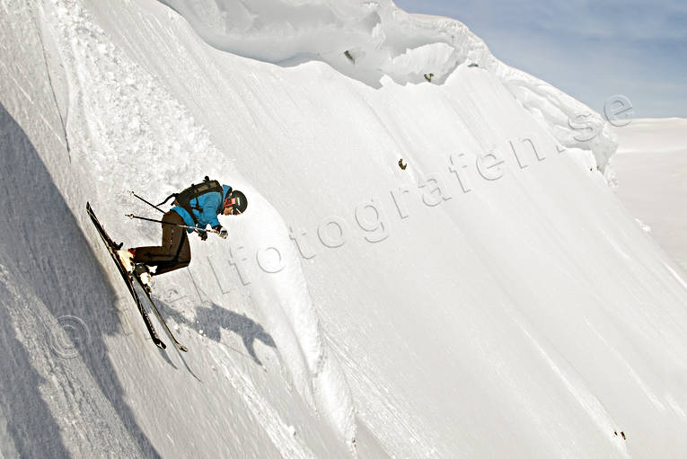 Skidåkare, offpist brant, driva, fritid, hängdriva, offpist, skidor, skidåkare, skidåkning, sport, utförsåkning, vinter
