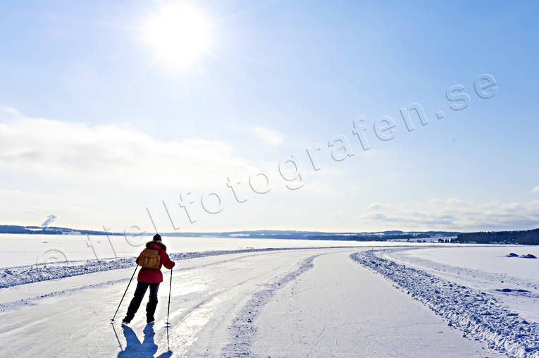 isar, Jmtland, lngfrdsskridsko, medvinden, motljus, motsol, skridsko, skridskokare, skridskokning, vinter, vintersol, vinterstaden, vrvinter, rstid, rstider, ventyr, stersund