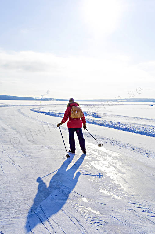 isar, Jmtland, lngfrdsskridsko, medvinden, motljus, motsol, skridsko, skridskokare, skridskokning, vinter, vintersol, vinterstaden, vrvinter, rstid, rstider, ventyr, stersund