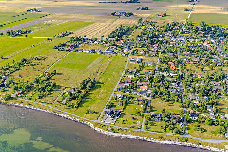 Skånes sydkust Flygfoto Beddingestrand, drönarbilder, drönarfoto, flygbild, flygbilder, Flygfoto, flygfoton, Landskap, samhällen, Skåne, Skånes sydkust, sommar, Vipphög