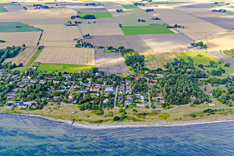 Skånes sydkust Flygfoto drönarbilder, drönarfoto, flygbild, flygbilder, Flygfoto, flygfoton, Gislövs strandmark, Landskap, samhällen, Skåne, Skånes sydkust, sommar