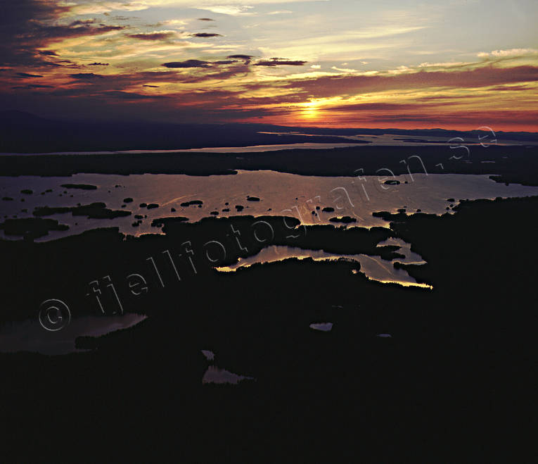 Solnedgång över Näkten och Storsjön Bodsjö, drönarbilder, drönarfoto, flygbild, flygbilder, Flygfoto, flygfoton, Jämtland, Landskap, Näkten, sjöar, solnedgång, soluppgång, sommar, Storsjön, öar