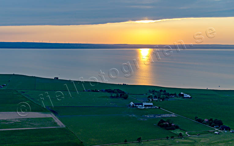Solnedgång över Visingsö drönarbilder, drönarfoto, flygbild, flygbilder, Flygfoto, flygfoton, Landskap, Småland, sommar, Visingsö
