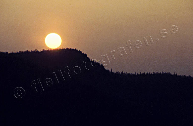 berg, Jmtland, kvll, skog, solnedgng, soluppgng, Strms Vattudal, stmning, stmningsbild, stmningsbilder, Vattudalen, vr, rstid, rstider