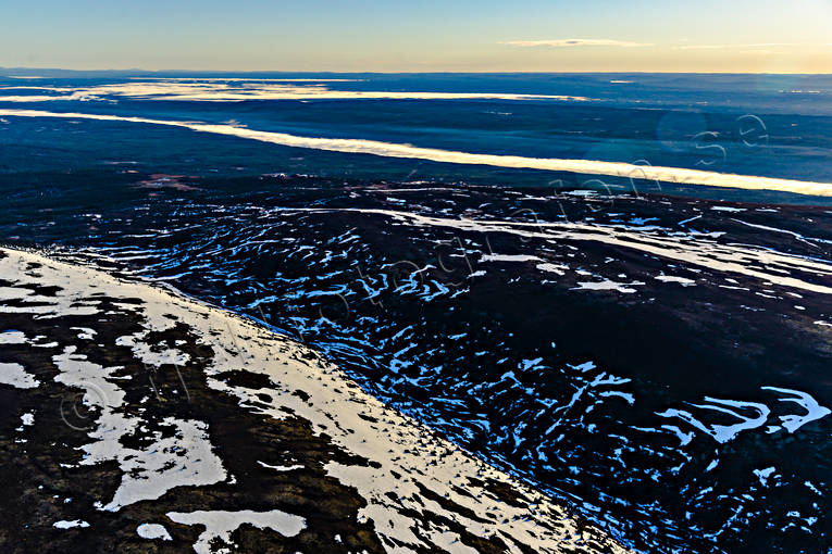 Dalafjllen, Dalarna, drnarbilder, drnarfoto, fjllen, flygbild, flygbilder, Flygfoto, flygfoton, Landskap, Mellanfjllet, snsmltning, Storfjllet, Storfjllsgraven, Transtrandsfjllen, vr
