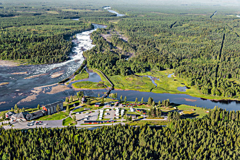 Storforsen i Piteälven anläggningar, drönarbilder, drönarfoto, fall, flygbild, flygbilder, Flygfoto, flygfoton, fors, forsar, hotell, Landskap, Norrbotten, Piteälven, Sevärdheter, Storforsen, turistattraktion, Varjisån, vattenfall