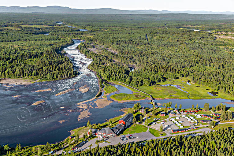 Storforsen i Piteälven anläggningar, drönarbilder, drönarfoto, fall, flygbild, flygbilder, Flygfoto, flygfoton, fors, forsar, hotell, Landskap, Norrbotten, Piteälven, Sevärdheter, Storforsen, turistattraktion, Varjisån, vattenfall