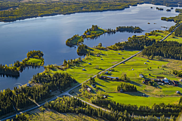 drnarbild, drnarbilder, drnarfoto, flygbild, flygbilder, Flygfoto, flygfoton, Fllinge, Gysen, grdar, Holmen, Jmtland, Landskap, Storholmsj, Tvrtfrholmen, kerholmen