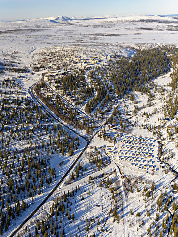 Storhågna Fjällby anläggningar, Dalvallen, drönarbilder, drönarfoto, flygbild, flygbilder, Flygfoto, flygfoton, hotell, Jämtland, skidanläggning, Storhogna, Storhågna, vinter