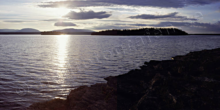 Storsjön och Oviksfjällen Drommen, Jämtland, kväll, Lagunön, Landskap, motljus, Oviksfjällen, panorama, panoramabilder, sommar, Storsjön, Utöarna, Västfjället