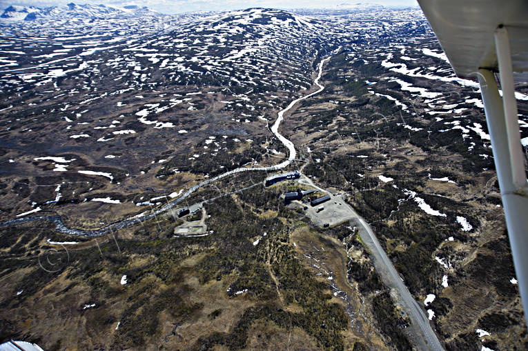 Storulvån fjällanläggning drönarbilder, drönarfoto, fjällen, fjällstation, flygbild, flygbilder, Flygfoto, flygfoton, Jämtland, Landskap, snösmältning, Storulvån, vår