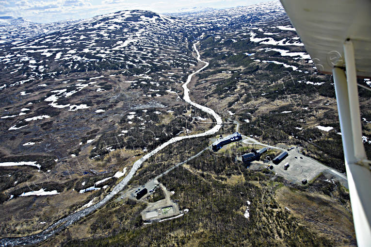 Storulvån fjällanläggning drönarbilder, drönarfoto, fjällen, fjällstation, flygbild, flygbilder, Flygfoto, flygfoton, Jämtland, Landskap, snösmältning, Storulvån, vår