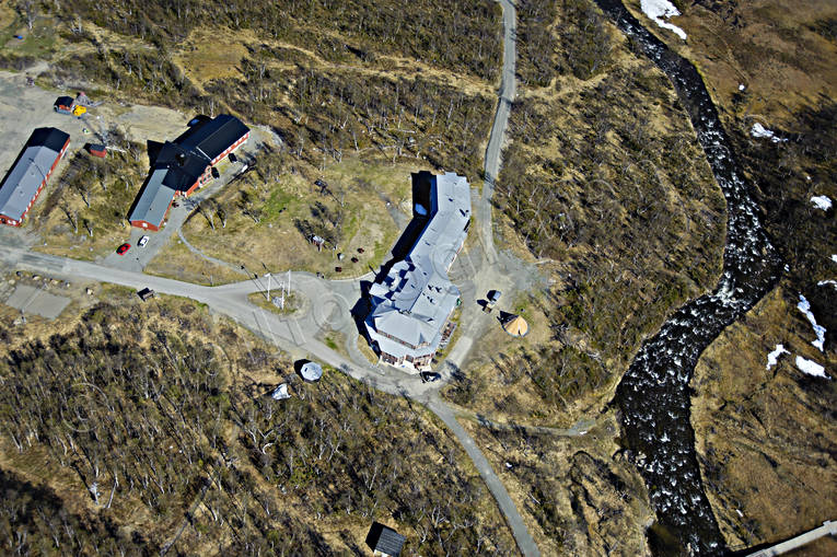 Storulvån fjällanläggning drönarbilder, drönarfoto, fjällen, fjällstation, flygbild, flygbilder, Flygfoto, flygfoton, Jämtland, Landskap, snösmältning, Storulvån, vår