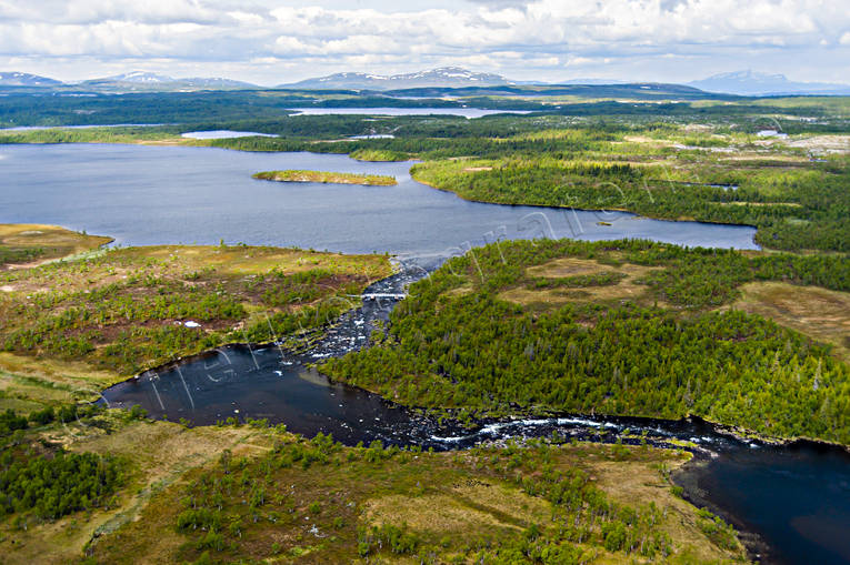 Storån och Hosjön drönarbilder, drönarfoto, flygbild, flygbilder, Flygfoto, flygfoton, Hosjön, Jämtland, Lillhon, sommar, Storån, älvar
