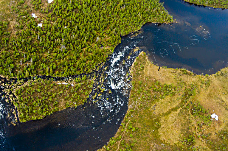 Storån vid Lillhon drönarbilder, drönarfoto, flygbild, flygbilder, Flygfoto, flygfoton, Jämtland, Lillhon, sommar, Storån, älvar