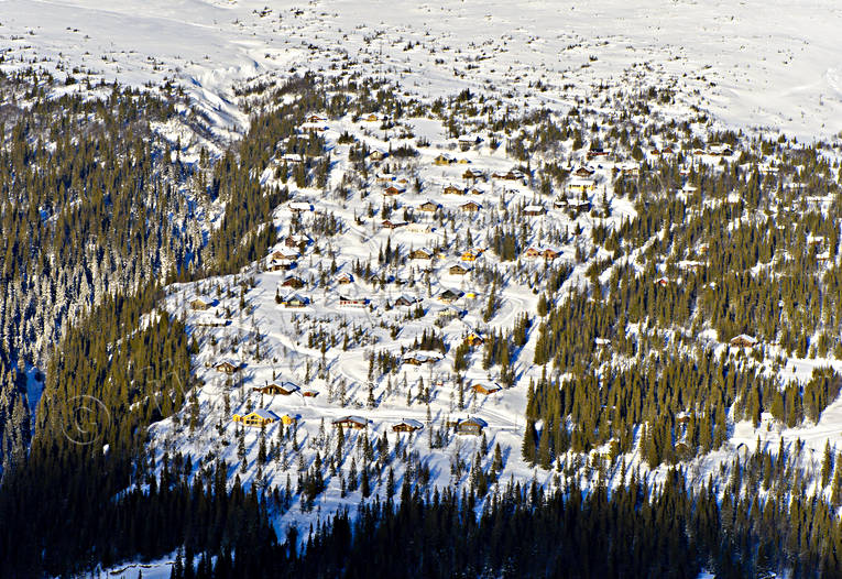 anlggningar, Bydalen, drnarbilder, drnarfoto, Fjllhalsen, fjllstugor, flygbild, flygbilder, Flygfoto, flygfoton, Jmtland, sportstugor, stugor, vinter