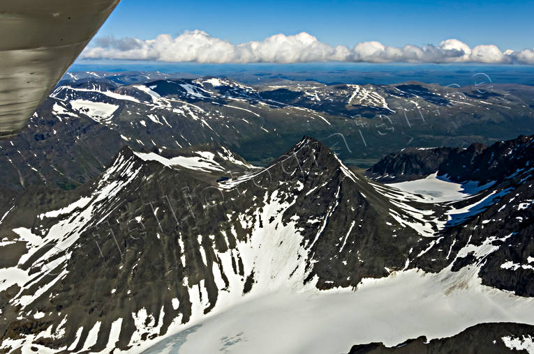 Stuolojekna i Piellorieppe drönarbilder, drönarfoto, flygbild, flygbilder, Flygfoto, flygfoton, glaciär, Landskap, lappland, nationalpark, Piellorieppe, sarek, sommar, Stuolojekna