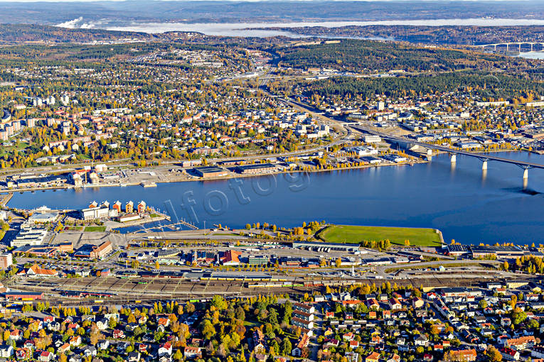 Sundsvallsbron Flygfoto bro, drönarbilder, drönarfoto, flygbild, flygbilder, Flygfoto, flygfoton, höst, Medelpad, städer, Sundsvall, Sundsvallsbron