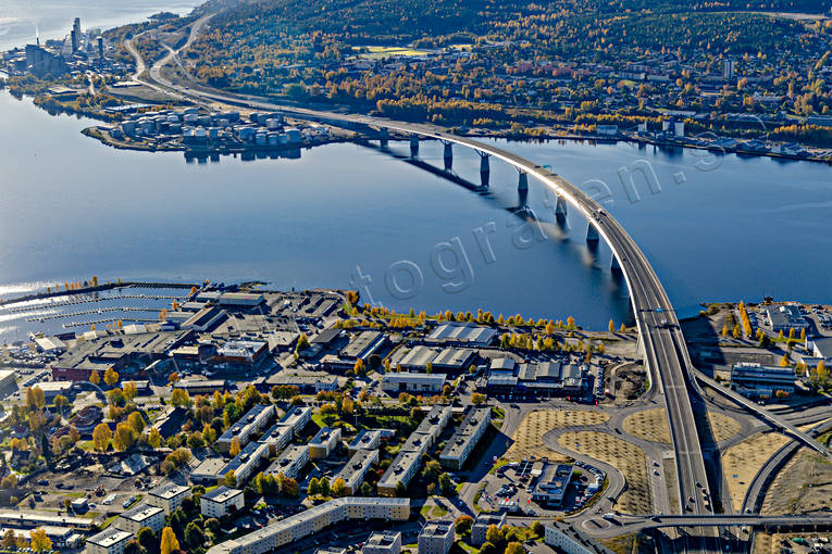 Sundsvallsbron Flygfoto bro, drönarbilder, drönarfoto, flygbild, flygbilder, Flygfoto, flygfoton, höst, Medelpad, städer, Sundsvall, Sundsvallsbron