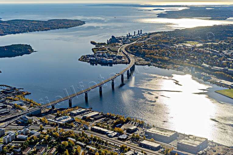 Sundsvallsbron Flygfoto bro, drönarbilder, drönarfoto, flygbild, flygbilder, Flygfoto, flygfoton, höst, Medelpad, städer, Sundsvall, Sundsvallsbron