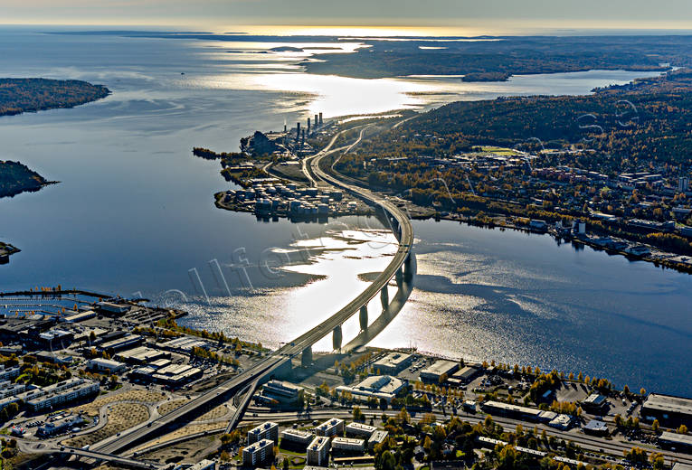 Sundsvallsbron Flygfoto bro, drönarbilder, drönarfoto, flygbild, flygbilder, Flygfoto, flygfoton, höst, Medelpad, städer, Sundsvall, Sundsvallsbron