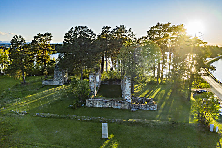 Sunne Kyrkoruin och Kastal anläggningar, byggnationer, drönarbild, drönarbilder, drönarfoto, flygbild, flygbilder, Flygfoto, flygfoton, forntid, Jämtland, kastal, kultur, kyrkoruin, ruin, ruiner, Sunne