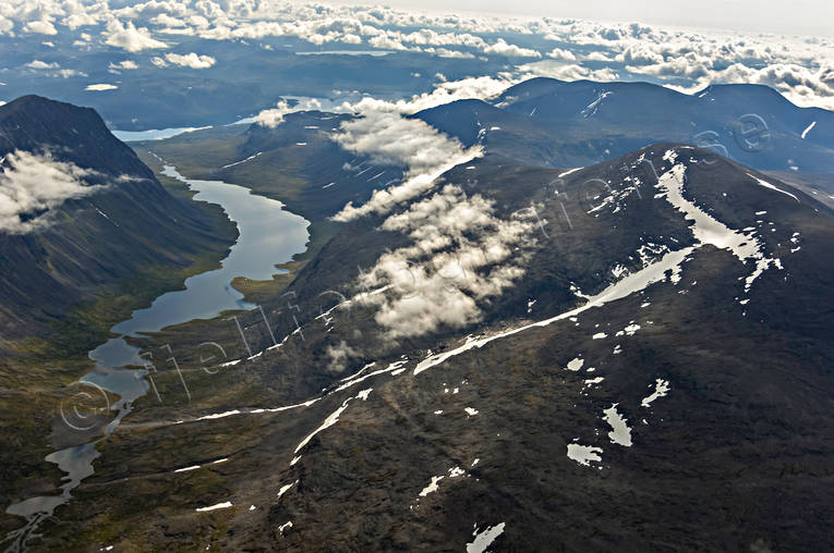 Suorrekaise och Livamjärvi drönarbilder, drönarfoto, flygbild, flygbilder, Flygfoto, flygfoton, Landskap, lappland, Livamjaure, Livamjavre, sommar, Suorregaise, Suorrekaise