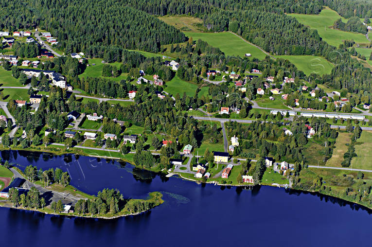 Svartviken Hammerdal Jämtland drönarbilder, drönarfoto, flygbild, flygbilder, Flygfoto, flygfoton, Hammerdal, Hammerdalssjön, Jämtland, samhällen, sommar, stugor, Svartviken, villor
