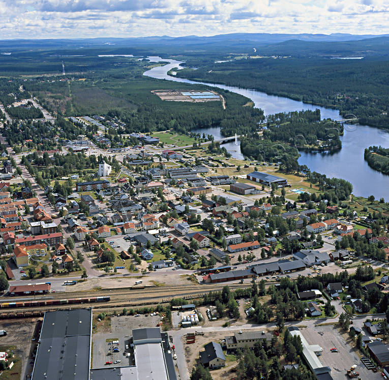 drnarbilder, drnarfoto, flygbild, flygbilder, Flygfoto, flygfoton, Hrjedalen, planbild, planbilder, samhlle, samhllen, sommar, Sveg