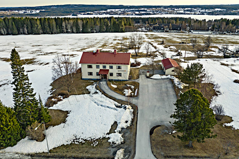 Svenska kyrkan Brunflo Brunflo, byggnader, drönarbild, drönarbilder, drönarfoto, flygbild, flygbilder, Flygfoto, flygfoton, Jämtland, Landskap, pastorat, samhällen, Svenska kyrkan, vår