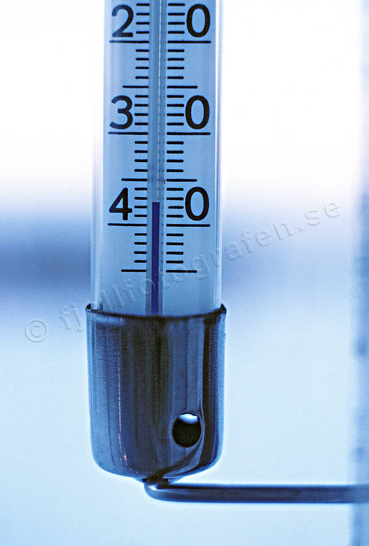 Termometer visande -37 grader julkort, julstämning, kallt, kyla, köld, stämning, stämningsbild, stämningsbilder, termometer, vinter, årstid, årstider